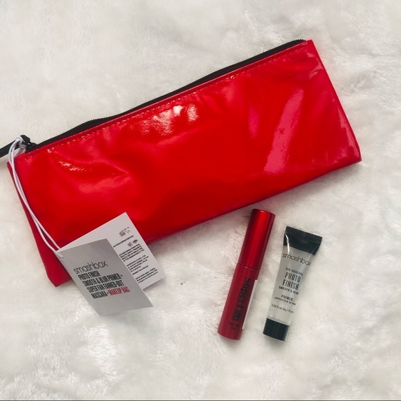 Smashbox Photo Finish Smooth & Blur Primer+Super Fanned-out Mascara + Makeup Bag - Picture 2 of 6